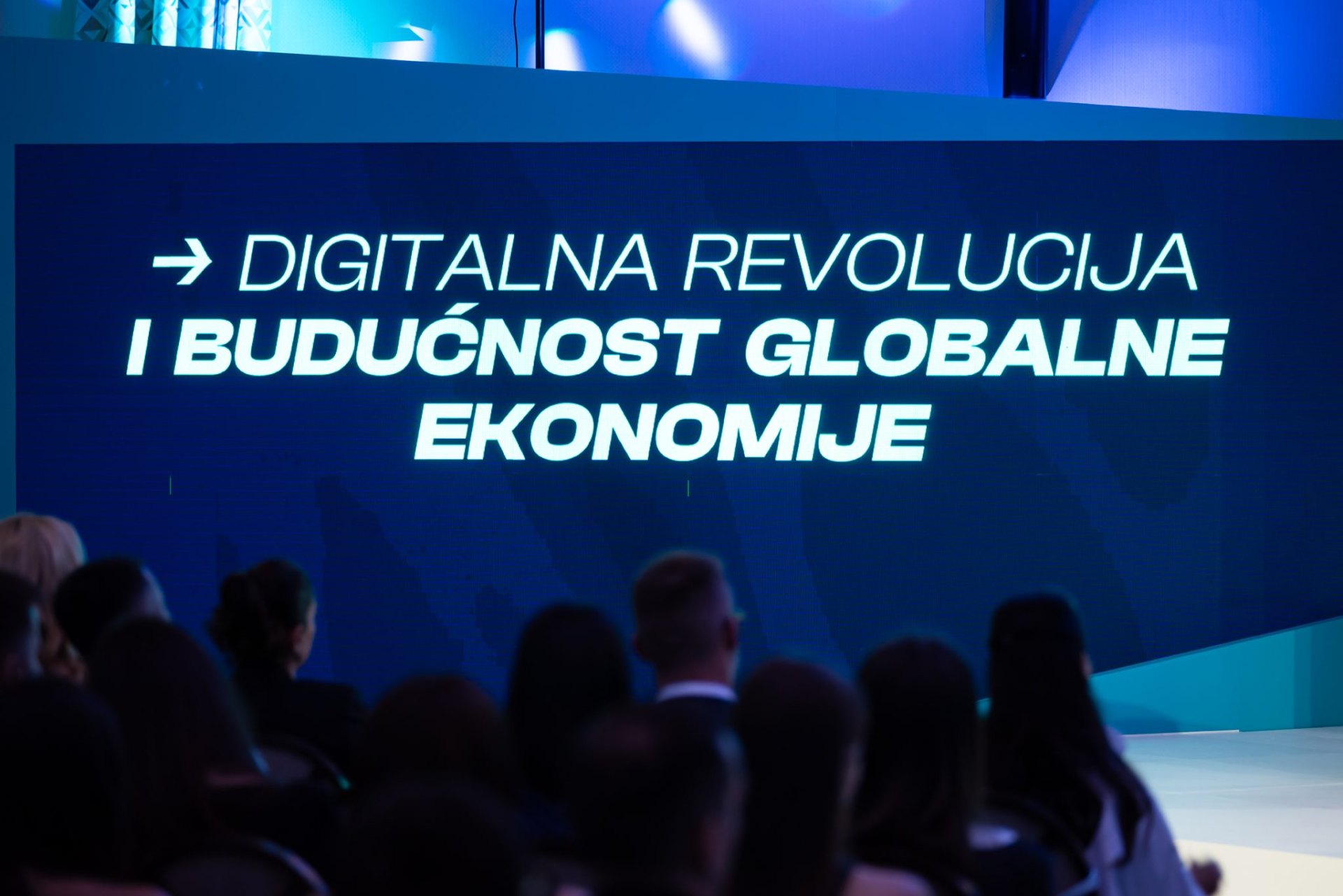 Connectuj.me 2025 — atmosfera konferencije u Podgorici